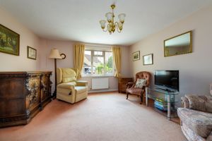 Sitting Room- click for photo gallery